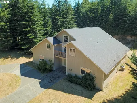 85287 Hemlock Street Florence OR 97439