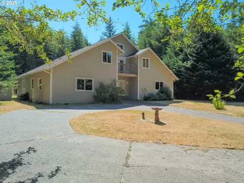 85287 Hemlock Street Florence OR 97439