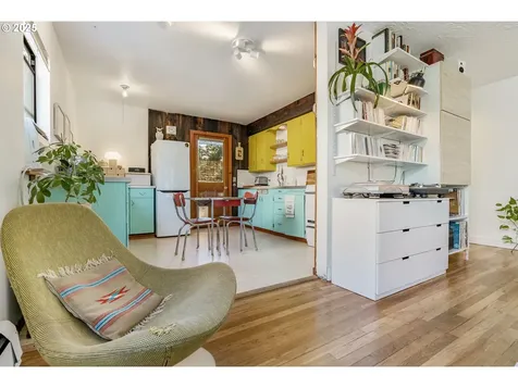 1112 NE 74th Avenue Portland OR 97213
