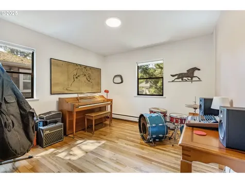 1112 NE 74th Avenue Portland OR 97213