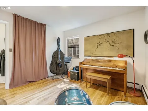1112 NE 74th Avenue Portland OR 97213