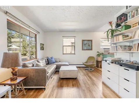 1112 NE 74th Avenue Portland OR 97213