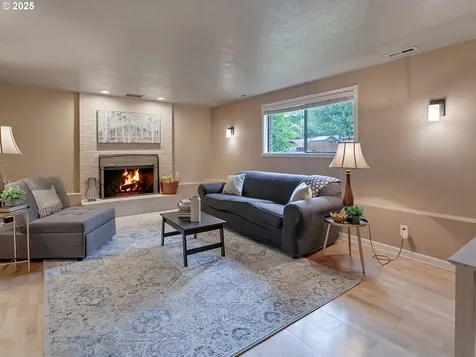 8320 SW Chelan Street Tualatin OR 97062