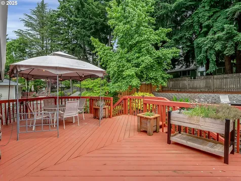 8320 SW Chelan Street Tualatin OR 97062