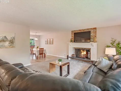 8320 SW Chelan Street Tualatin OR 97062