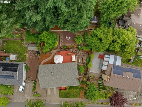 8320 SW Chelan Street Tualatin OR 97062