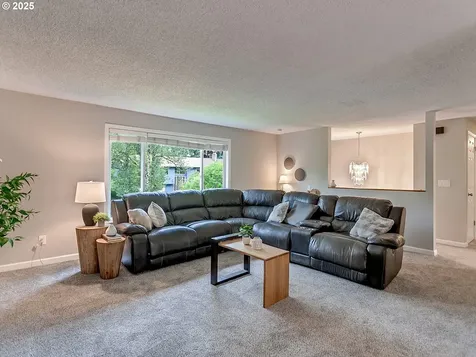 8320 SW Chelan Street Tualatin OR 97062