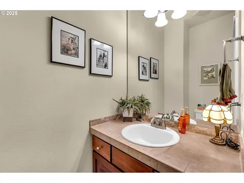 18303 NE 26th Street Vancouver WA 98684