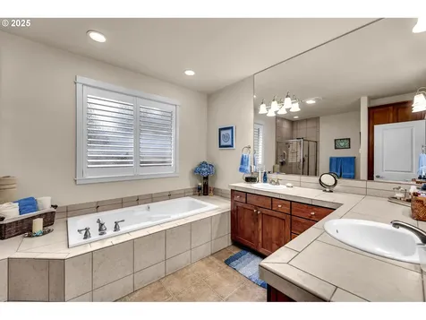 18303 NE 26th Street Vancouver WA 98684