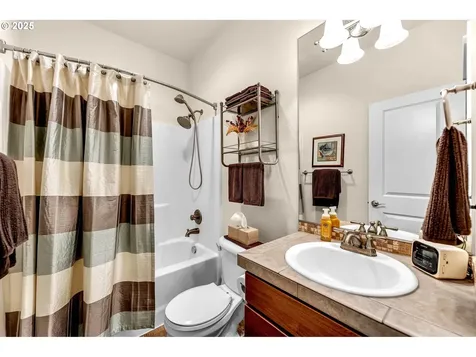 18303 NE 26th Street Vancouver WA 98684
