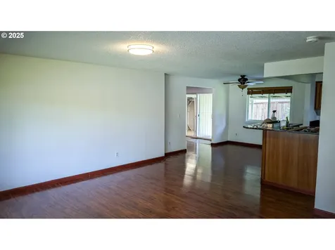 1502 Spring Garden Way Forest Grove OR 97116
