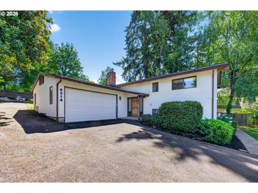9316 SW 8th Drive Portland OR 97219
