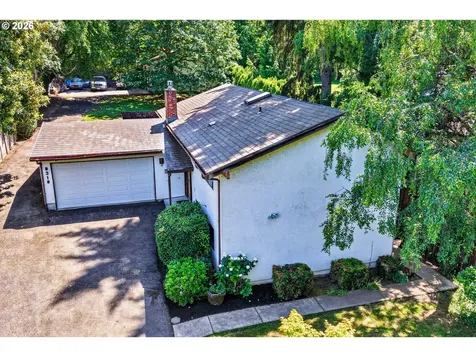 9316 SW 8th Drive Portland OR 97219