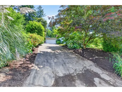 9316 SW 8th Drive Portland OR 97219