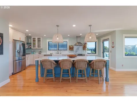 1305 Strawberry Drive Bandon OR 97411
