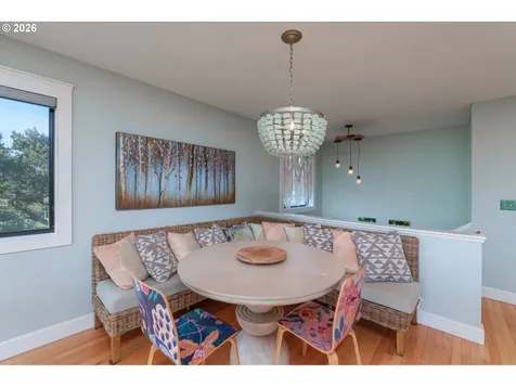 1305 Strawberry Drive Bandon OR 97411