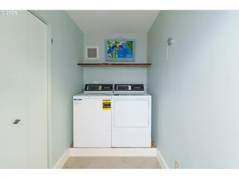 1305 Strawberry Drive Bandon OR 97411