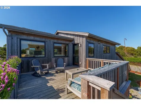1305 Strawberry Drive Bandon OR 97411