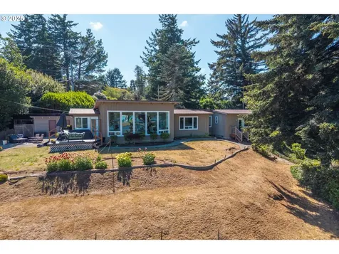 1434 Hillside Court Coos Bay OR 97420