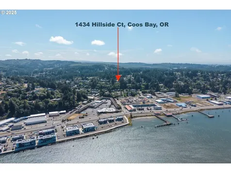 1434 Hillside Court Coos Bay OR 97420