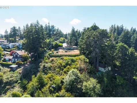 1434 Hillside Court Coos Bay OR 97420