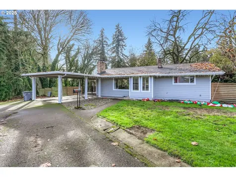 737 SE Palmer Lane Dayton OR 97114