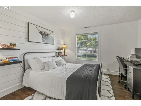 1007 NE 100th Avenue Vancouver WA 98664