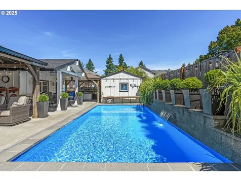 1007 NE 100th Avenue Vancouver WA 98664