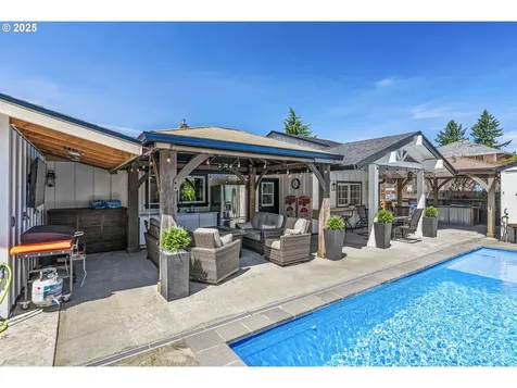 1007 NE 100th Avenue Vancouver WA 98664