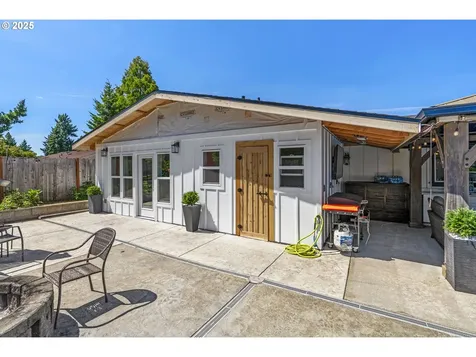 1007 NE 100th Avenue Vancouver WA 98664