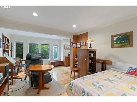 1757 SW Prospect Drive Portland OR 97201