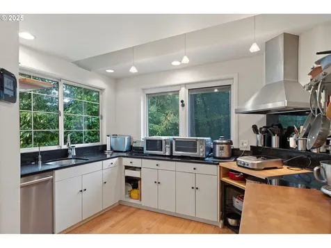 1757 SW Prospect Drive Portland OR 97201