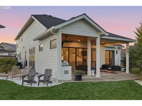 4114 Illahe River Court S Salem OR 97302