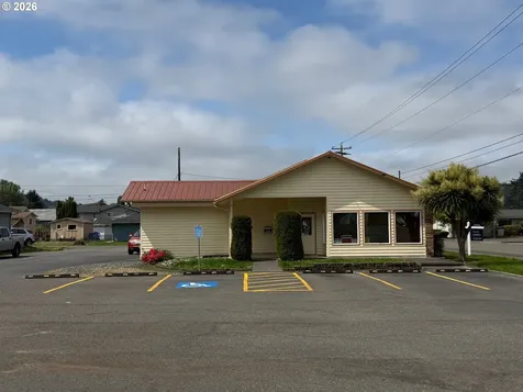 624 Winchester Avenue Winchester Bay OR 97467
