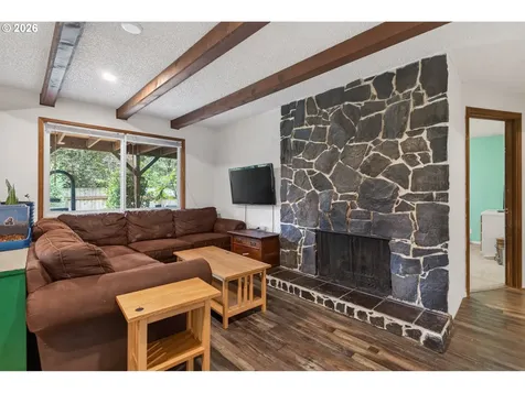 4525 Fox Hollow Road Eugene OR 97405
