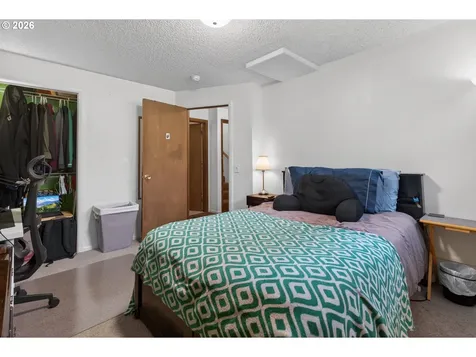 4525 Fox Hollow Road Eugene OR 97405