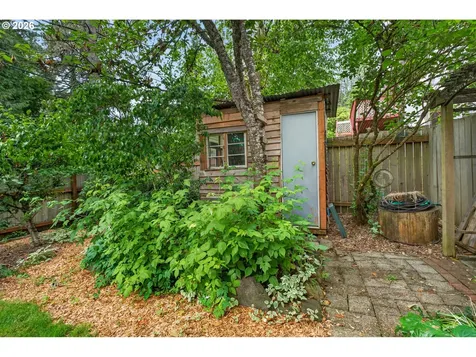 4525 Fox Hollow Road Eugene OR 97405