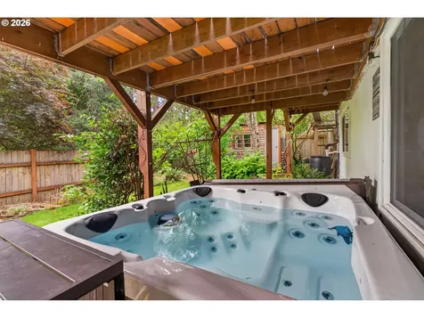 4525 Fox Hollow Road Eugene OR 97405