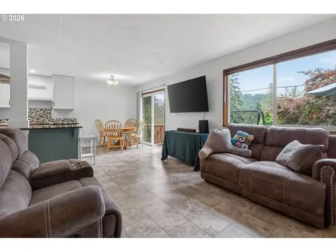 4525 Fox Hollow Road Eugene OR 97405
