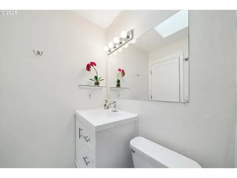 13755 SW Bonnie Brae Court Beaverton OR 97005