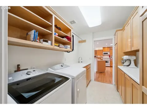 13755 SW Bonnie Brae Court Beaverton OR 97005