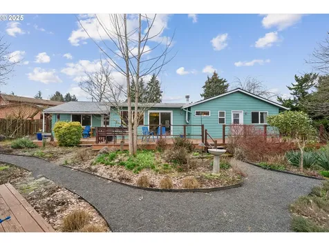 13755 SW Bonnie Brae Court Beaverton OR 97005