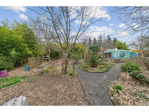 13755 SW Bonnie Brae Court Beaverton OR 97005
