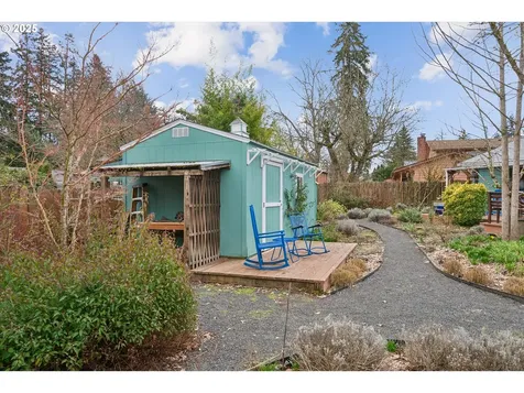 13755 SW Bonnie Brae Court Beaverton OR 97005