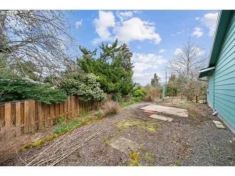 13755 SW Bonnie Brae Court Beaverton OR 97005