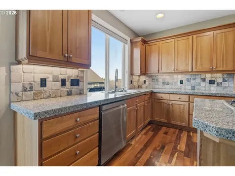 3525 NW Sunset View Terrace Portland OR 97229