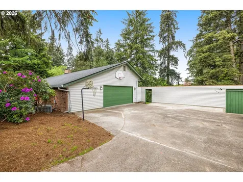 2921 SE Brian Street Hillsboro OR 97123