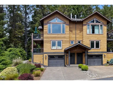 3087 NE Cascara Court Lincoln City OR 97367
