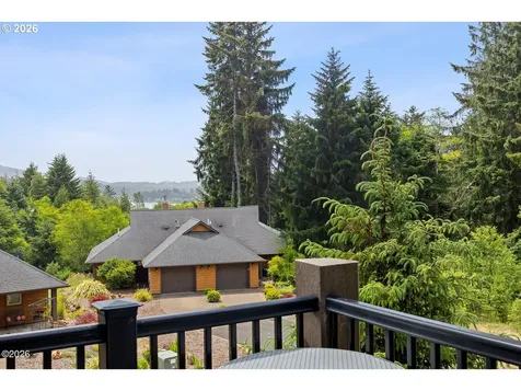 3087 NE Cascara Court Lincoln City OR 97367