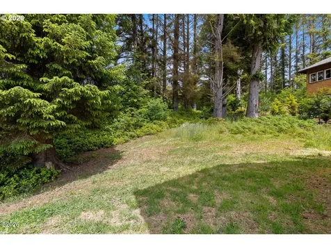 3087 NE Cascara Court Lincoln City OR 97367
